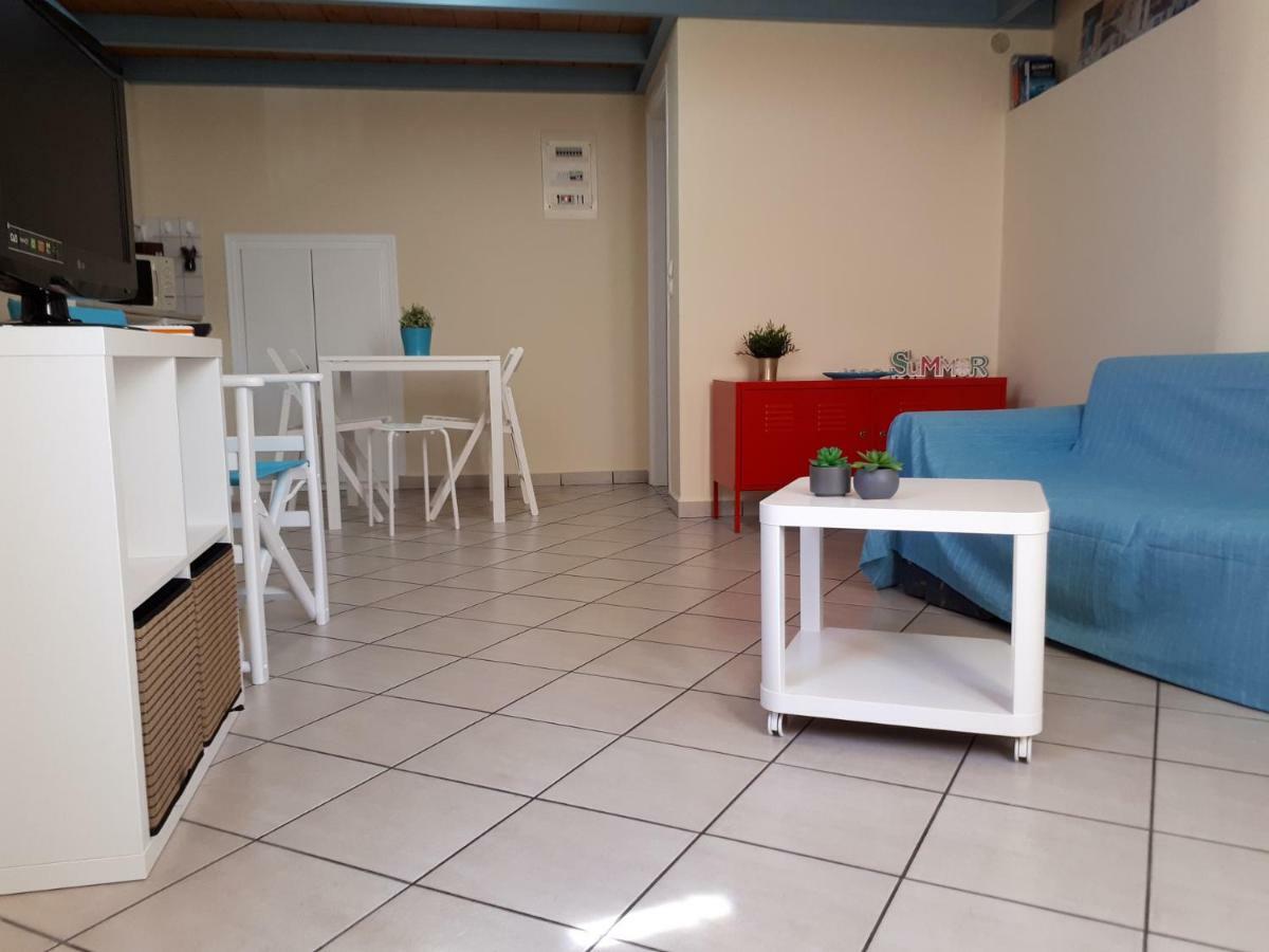 Ermoupolis, Syros City Apartments ภายนอก รูปภาพ